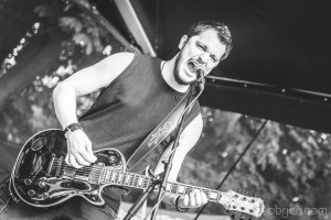 83270F43FECBB3A84E1352418D8F2DDF 